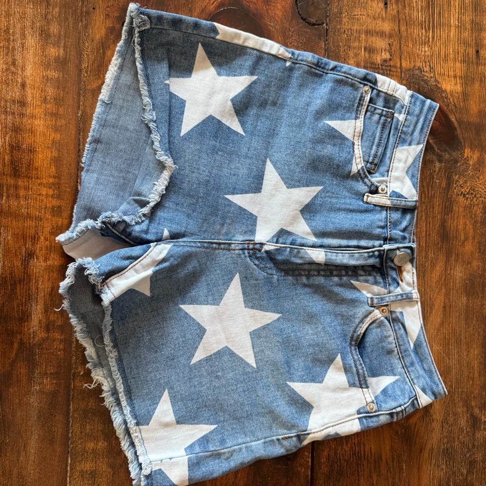 Forever 21 Blue Star Print Jean Shorts